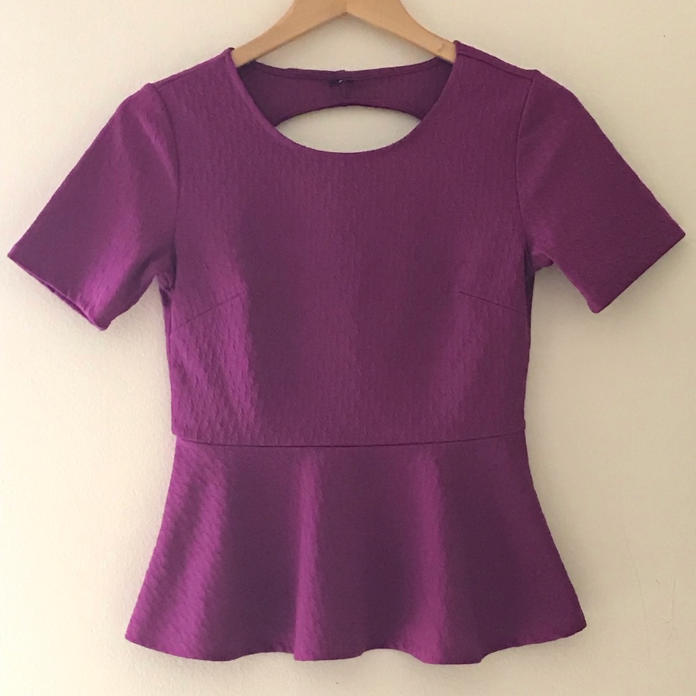 Peplum Peekaboo Back Top in Magenta